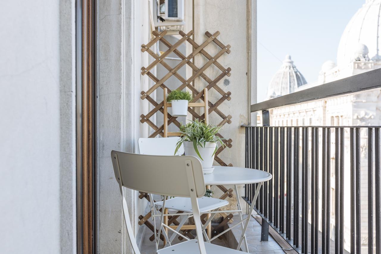 Old Town - City Center Apartment Букурещ Екстериор снимка